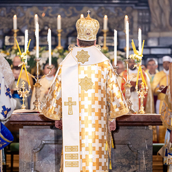 byzantinisches Pontifikalamt Stephansdom / Erzdiözese Wien/ Schönlaub byzantinisches Pontifikalamt Stephansdom